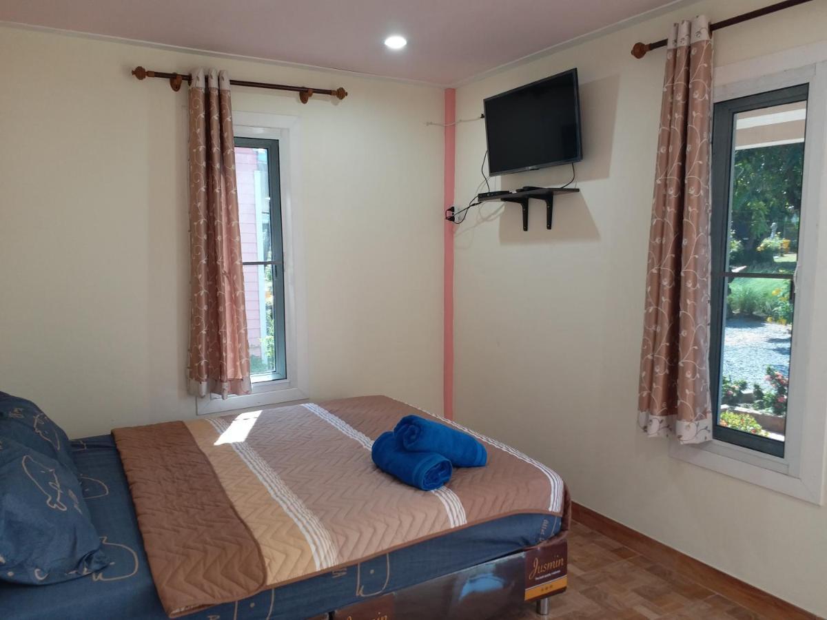 Hotel Baan Hin Sai Suay Nong Sarai Esterno foto
