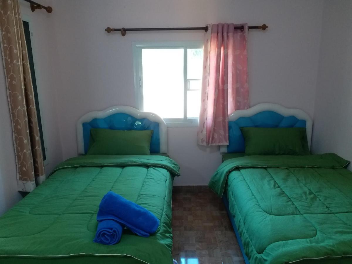 Hotel Baan Hin Sai Suay Nong Sarai Esterno foto